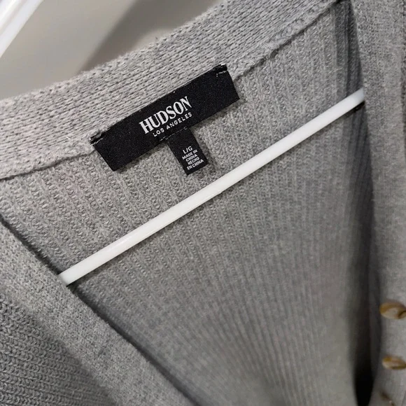 HUDSON Los Angeles | 🩶 Gray Knit Button Cardigan Women’s Sweater | Size L 🩶 - Picture 8 of 10